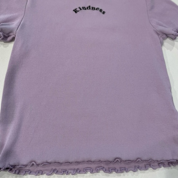 H&M youth purple “kindness” short sleeve shirt - Picture 5 of 5